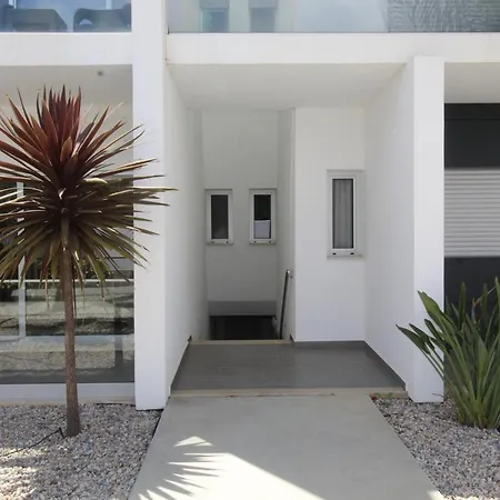 Modern In Vale Rebelho Gale (Albufeira)