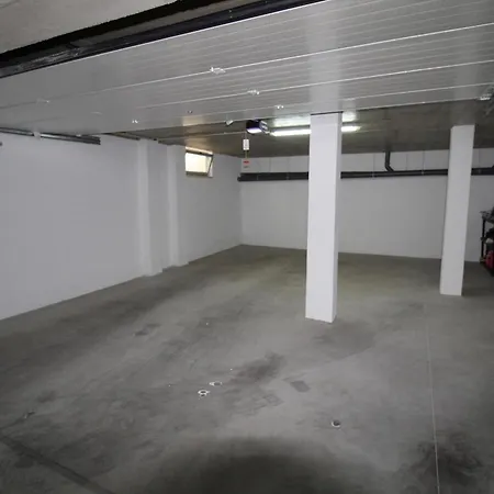 Modern In Vale Rebelho