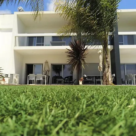 Modern In Vale Rebelho Gale (Albufeira)